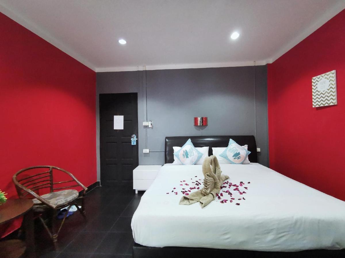 Belle Cose Guest House Patong Exteriör bild